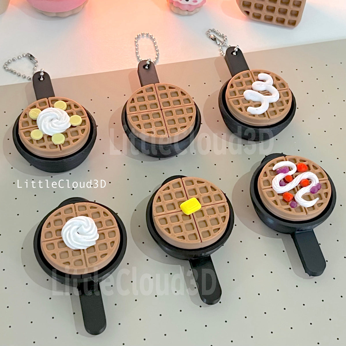 Waffles Clicker Keychain 🧇